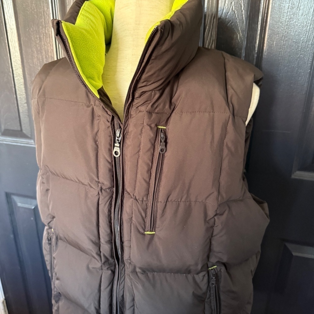 TailorByrd Brown Down Filled Fleece Lined Puffer Vest Mens Size Medium Outdoor - Picture 2 of 9